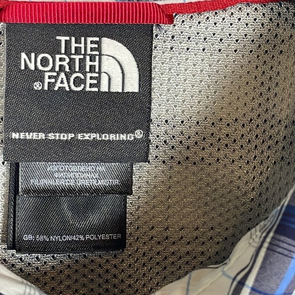 EUC The North Face Men’s (Sportsman) Blue Plaid Short-Sleeve Button-Up Size XL - Picture 12 of 13